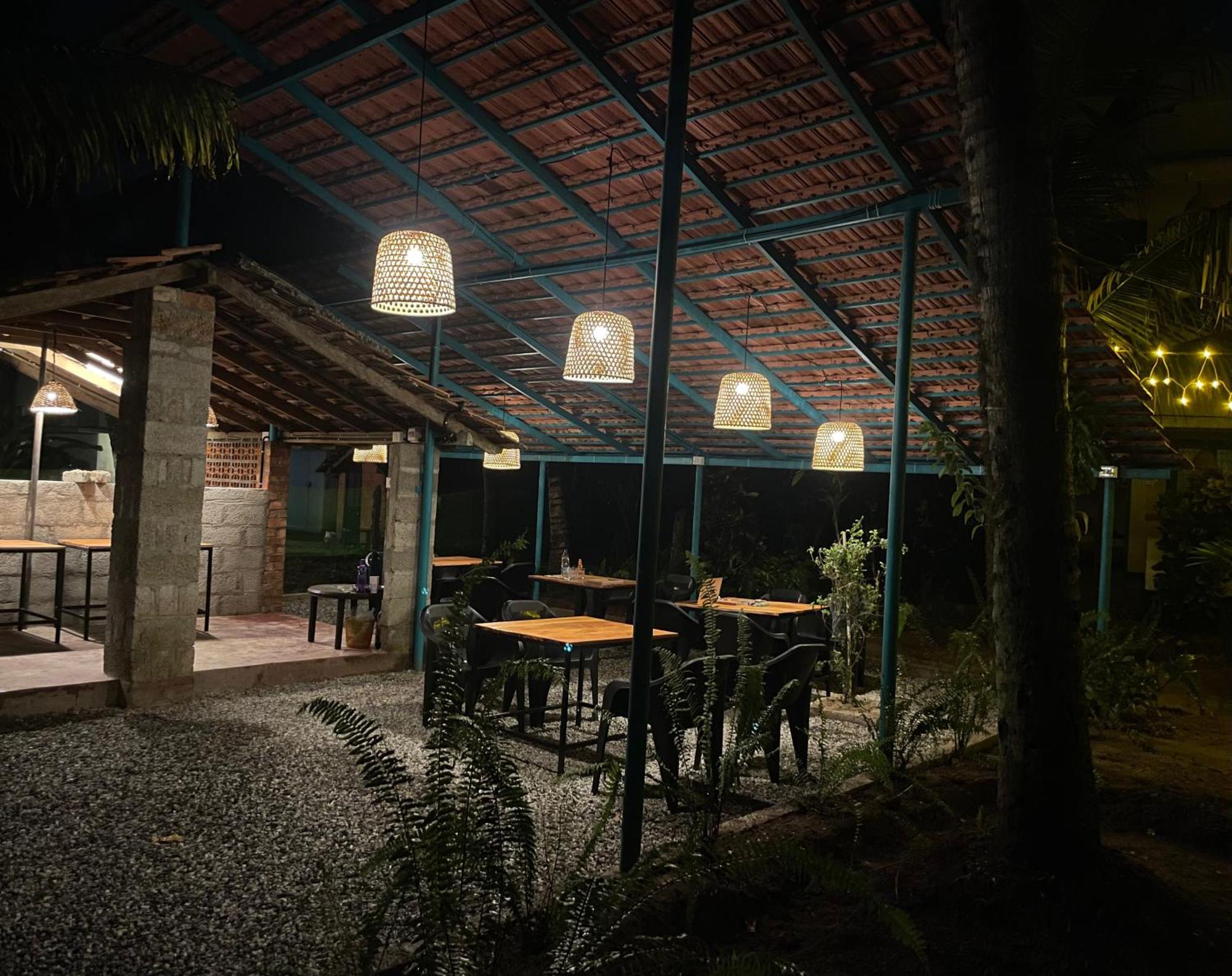 Cliff & Coral Hostel Varkala Exterior foto